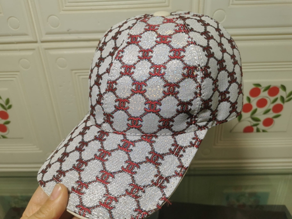 ブランド帽子角部分ディテール